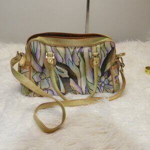 Vintage Magnifique hand painted purse with handles and sholder strap